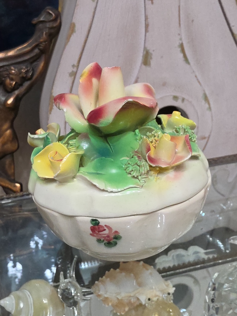 Vtg Floral Trinket Box — Cream with Yellow & Pink Flowers Made In Italy 1925